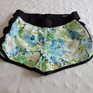 Hommage Floral Shorts, size S